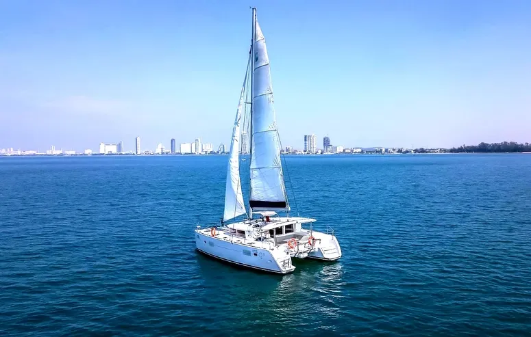 Sailing Catamaran SC-400